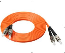 Υλικό LSZH/PVC/PU Jacket FC-ST Patch Cord με σταθερότητα υψηλής θερμοκρασίας και απώλεια εισαγωγής ≤0,3dB