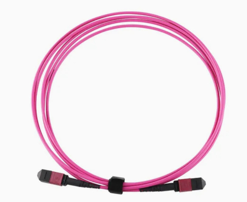 FTTH εσωτερικό εξωτερικό LSZH PVC ινώδους οπτικού κομπλιέ 12/24/48/96/144 Κεντρικός συνδετής LC/Sc/St/FC MPO/MTP