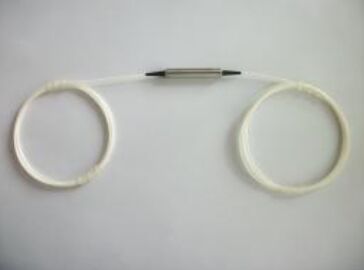 Οπτικός απομονωτής υψηλής ευαισθησίας σε πόλωση