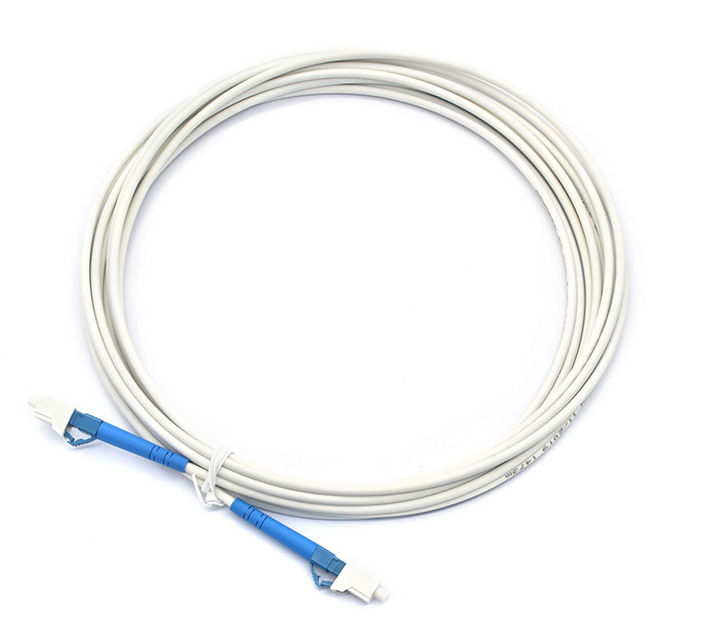 Χαμηλή απώλεια εισαγωγής LC Patch Cord Fiber Cable Duplex Simplex Λευκό χρώμα Jacket Μπλε σύνδεσμος