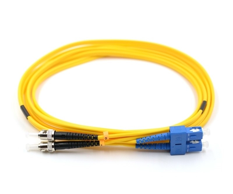 3.0mm Fiber Optic Patchcord με OFNP καλώδιο UPC/APC γυαλιστερό προσαρμοσμένο μήκος