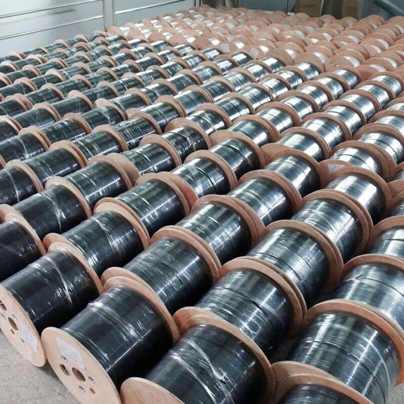 SC/APC Pigtail Καλωδίου Drop FTTH με Ίνα G657A1 και Μαύρο Μπουφάν LSZH για Αξιόπιστη Συνδεσιμότητα